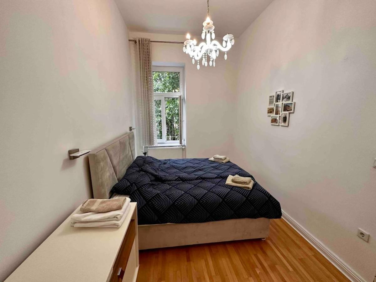 Apartment Historic In Center *